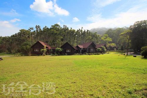 Zhushan Haus | Double Lake B&B