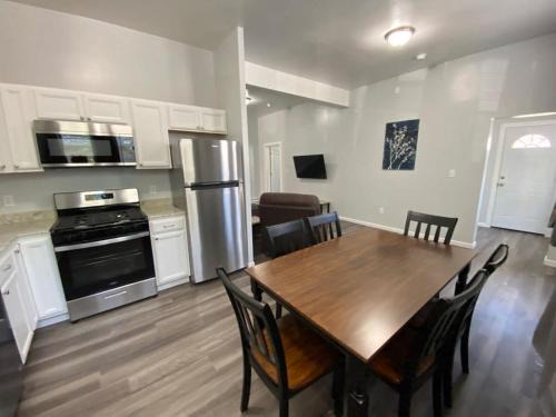 Oneonta Wohnung | Double Play Apt 1 All Star Baseball Rentals