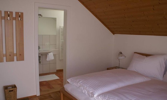 Hinterstoder Wohnung | Doppelzimmer mit Dusche, WC, Balkon - Haus Gollner