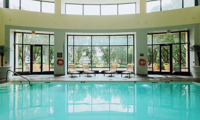 Downers Grove Hotel | DoubleTree Suites by Hilton Htl & Conf Cntr Downers Grove