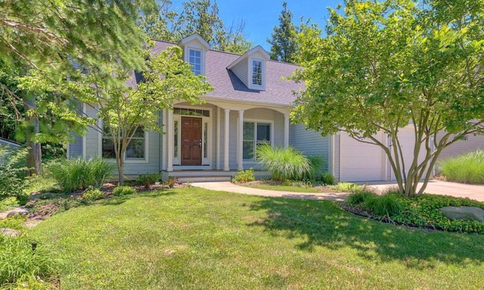 Douglas Haus | NEUE Douglas Beach Vermietung - Alles in der Nähe! Schläft bis zu 12