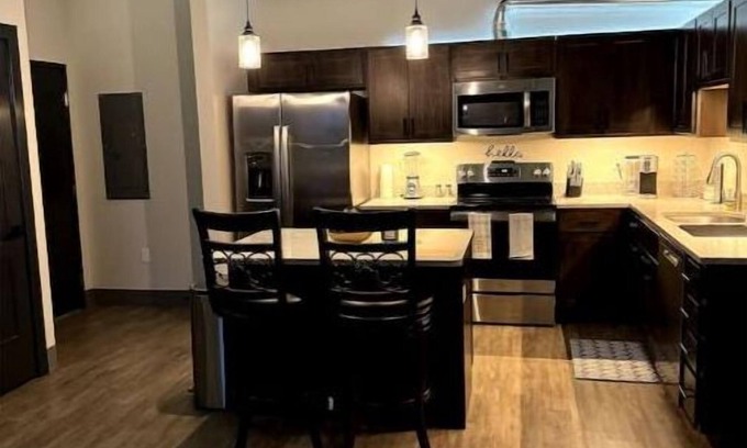 Stuart Wohnung | Downtown Lux Apt W/Balcony
