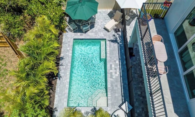 Central Sarasota Haus | Downtown Sarasota w/Saltwater Pool + Hot Tub