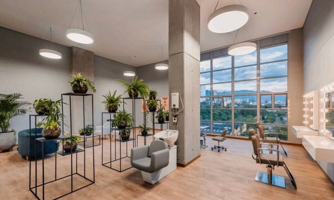 Castropol Wohnung | Downtown View 2BR at Poblado King Beds AC Pool