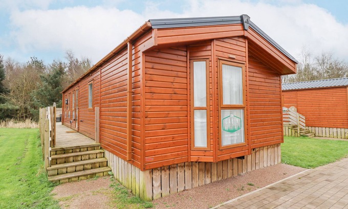 Morpeth Hütte | DRACO, pet friendly, character holiday cottage in Felmoor Park