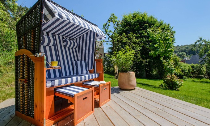 Berlingen Haus | Traum-Ferienhaus mit Sauna und märchenhaftem Garten