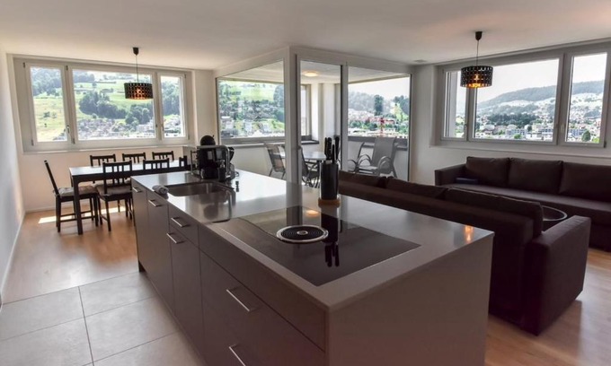 Kriens Wohnung | Dream View Apt With Homecinema Netflix & Loggia