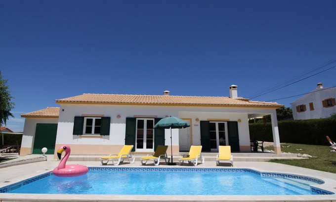 Aljezur Villa | Traumvilla mit eigenem Pool. So macht man Urlaub!!!
