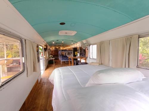 Poas Volcano National Park Sonstige | Dreamcatcher House Bus Experience 2
