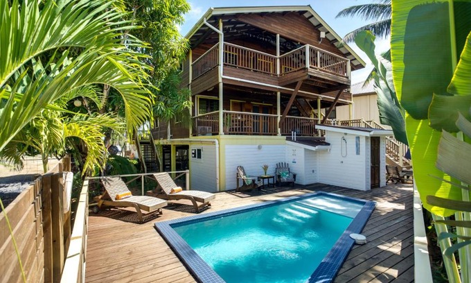 Placencia Haus | Driftwood Gardens Guesthouse