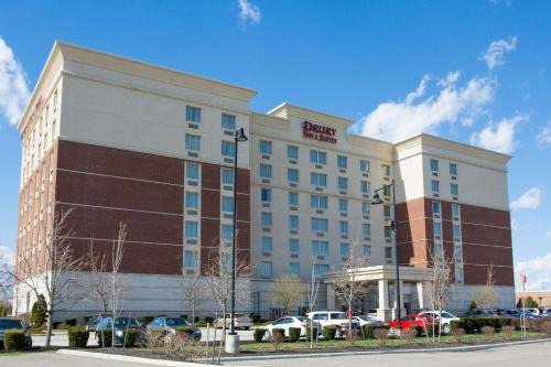 Grove City Hotel | Drury Inn & Suites Columbus Grove City