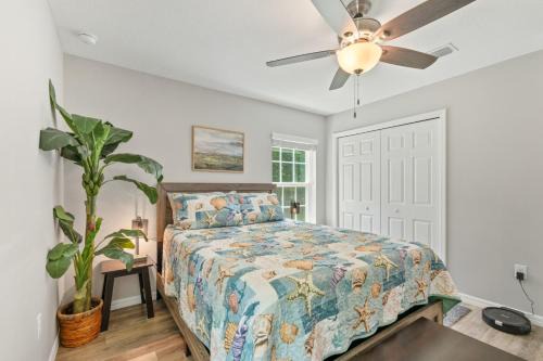 Dunnellon Haus | Dunnellon Dream. Pool, Fire Pit and Outdoor Bar