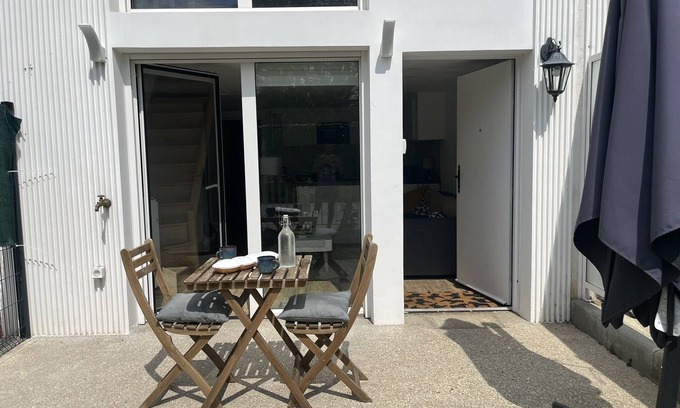 Clamart Wohnung | Dupleix 57m2, Jardin et Entrée Privée