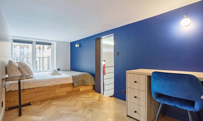 Saint-Vincent-de-Paul Wohnung | Duplex Center of Paris