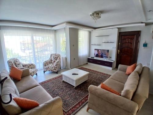 Ayvalik Villa | duplex house with private garden