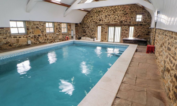 Wolsingham Hütte | DURHAM COTTAGE, pet friendly, with pool in Wolsingham
