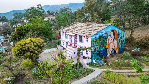 Majkhali Haus | Dwarahat Village Farmstay- Babaji's Cave