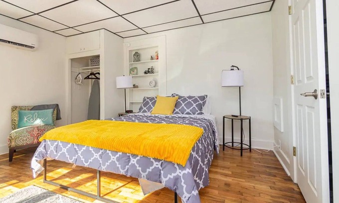 Sturgis Wohnung | Dynamic Super Saver Studio Apartment MISTNO401-5