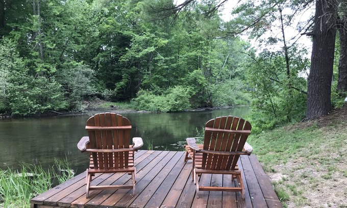 Moorestown Haus | Eagle Flats - an oasis on the Clam River!
