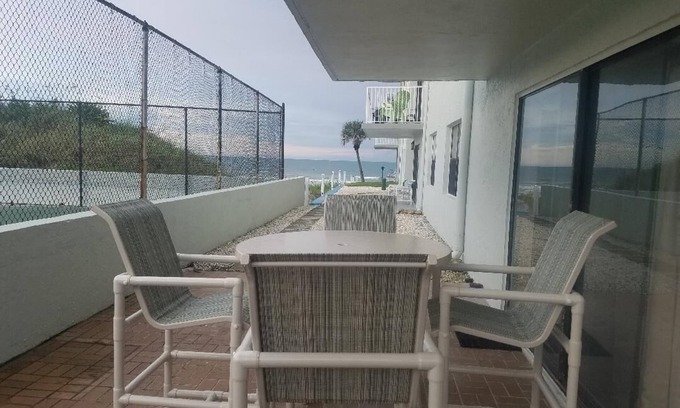 New Smyrna Beach Eigentumswohnung | Schöne und VERNÜNFTIGEN Wohnung am New Smyrna Beach nah an alles!