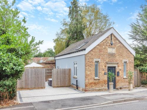 Dunmow Haus | Ebenezer Chapel