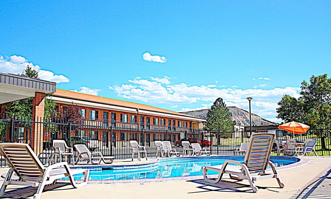 Salina Hotel | Econo Lodge Salina Scenic Route 89 & I-70