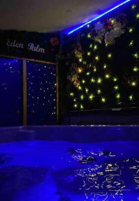 Berre-l'Etang Haus | Eden palm suite & spa