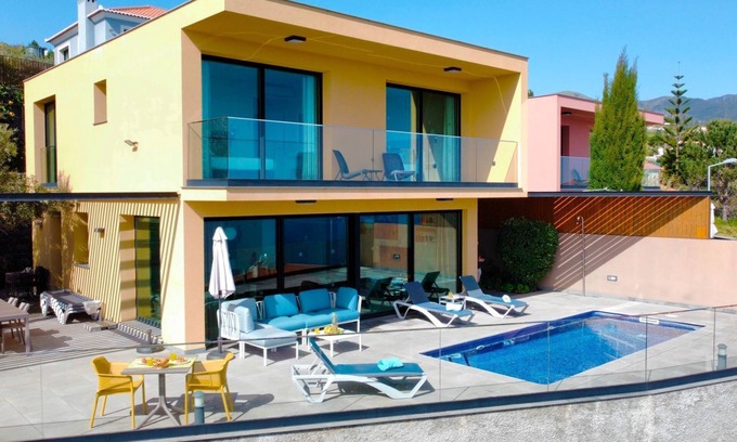 Prazeres Haus | Eden Sun-Modern Luxury Villa with Panoramic View