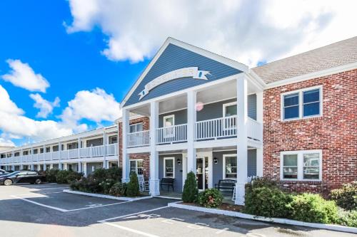 Dennis Port Resort | Edgewater Beach Resort