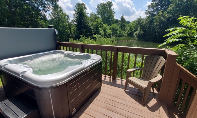 Rockbridge Kabine | Edgewater Escape A-frame Cabin (Hocking Hills Area)