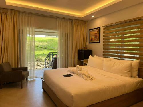 Talomo District Bed & Breakfast | El Grande Barn Yard