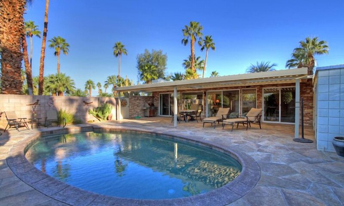 Palm Desert Villa | El Paseo, "der Rodeo Drive von Beverly Hills" in Palm Desert. Gratis Wifi