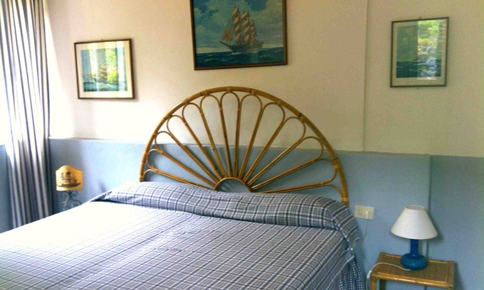 Marina di Campo Hütte | Villa Monticelli Marina di Campo elegantes Ferienhaus mit Garten mit Blick auf das Meer