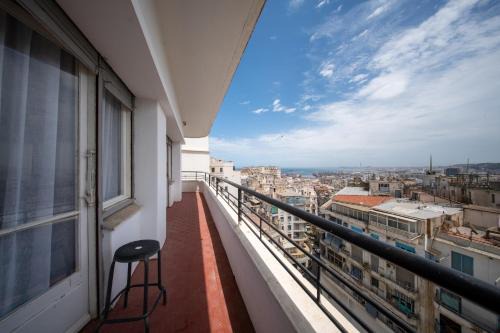 Algiers Wohnung | Elegance in Télemly, View of Algiers Bay