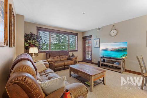 Coeur d'Alene Haus | Elegant 2BR Condo in Riverstone