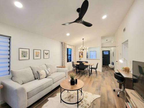 Orlando Wohnung | Elegant Cozy Spot to unwind! UCF/MCO/Parks/Beach