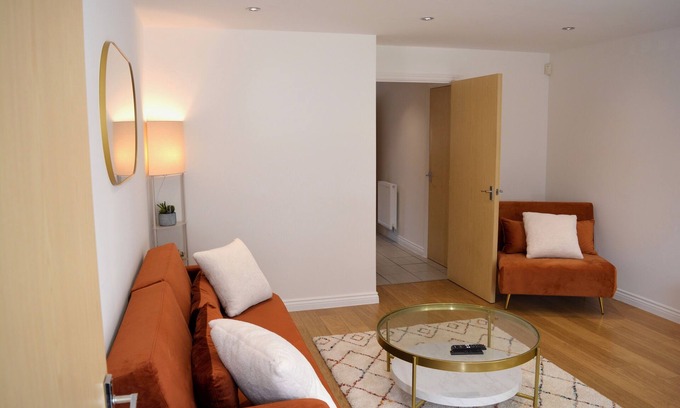 Manchester Haus | Elegant Home In West Didsbury