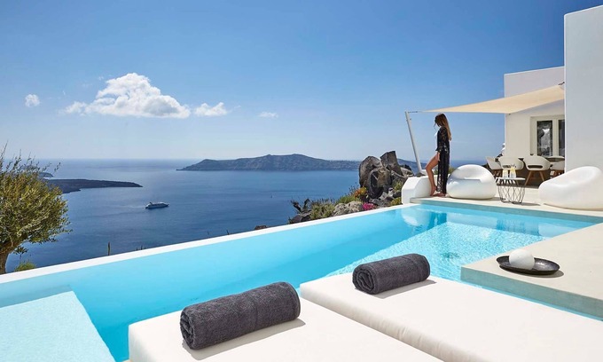 Fira Villa | Elegant Santorini Villa | Stone Pearl Villa | 2 Bedrooms | Infinity pool | Panoramic Volcano Views | Proximity to Fira town | Firostefani