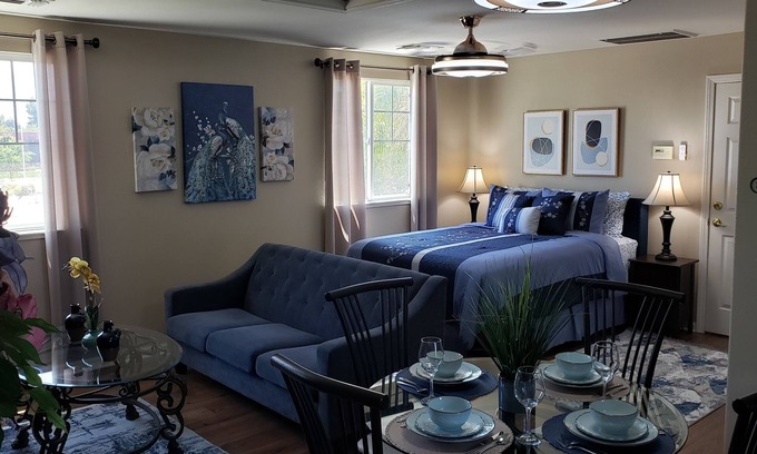 Turlock Wohnung | Elegant Studio Apt. House Near Emanuel Hospital
