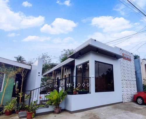 Laguindingan Hotel | Elejea's Inn