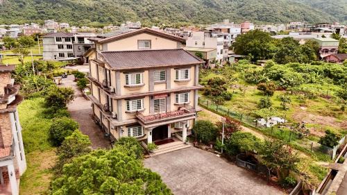 Jiaoxi Haus | Elephant Garden Homestay