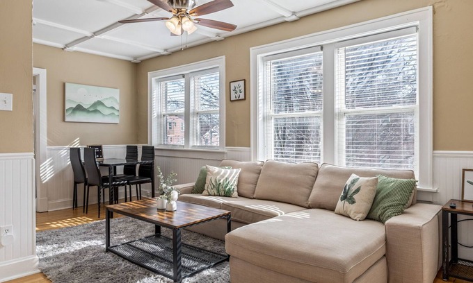 St. Louis Wohnung | Elevated Escape: 1BR 2nd Floor Apartment