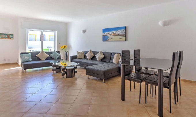 Carvoeiro Wohnung | Elizabeth Modern Apartment in the Heart of the City