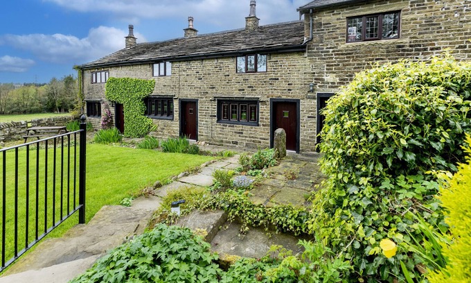 Bury Hütte | Ellen's Cottage