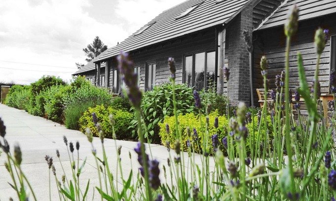 Yardley Gobion Haus | Elm Tree Farm Accommodation