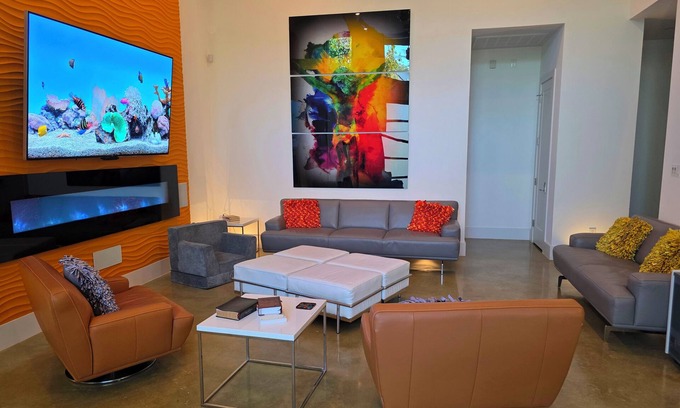 Wetmore Haus | Elysian Haven - Modern Urban Oasis in a Peaceful Neighborhood