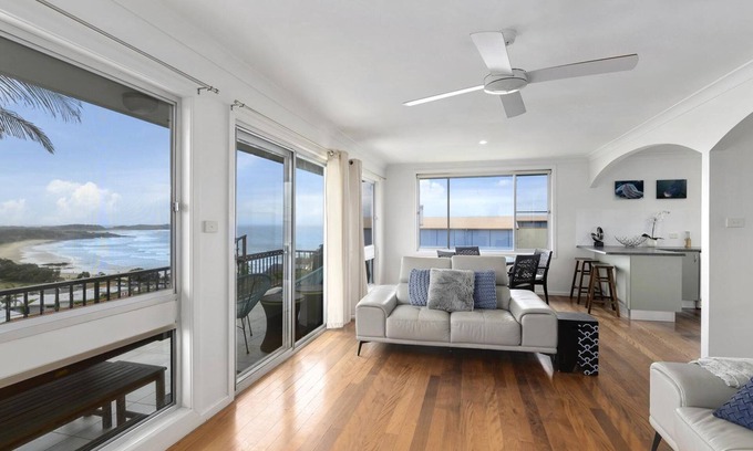 Emerald Beach Wohnung | Emerald Views Signal Street 9 - Stunning views of Emerald Beach