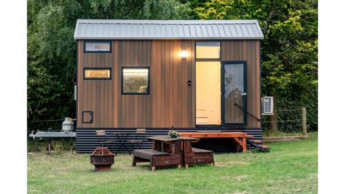 Warragul South Haus | Emus Nest by Tiny Away