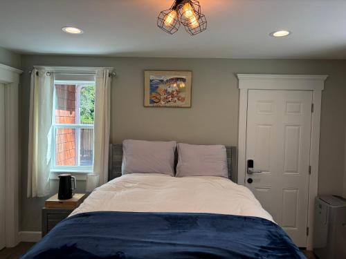 Point Roberts Haus | En-suite with separate entrance