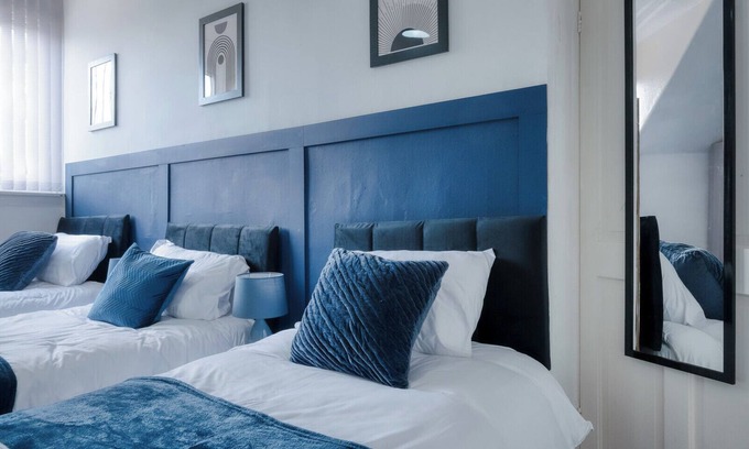 Manchester Haus | Enchanting 3-bedroom house in Manchester with cozy vibes